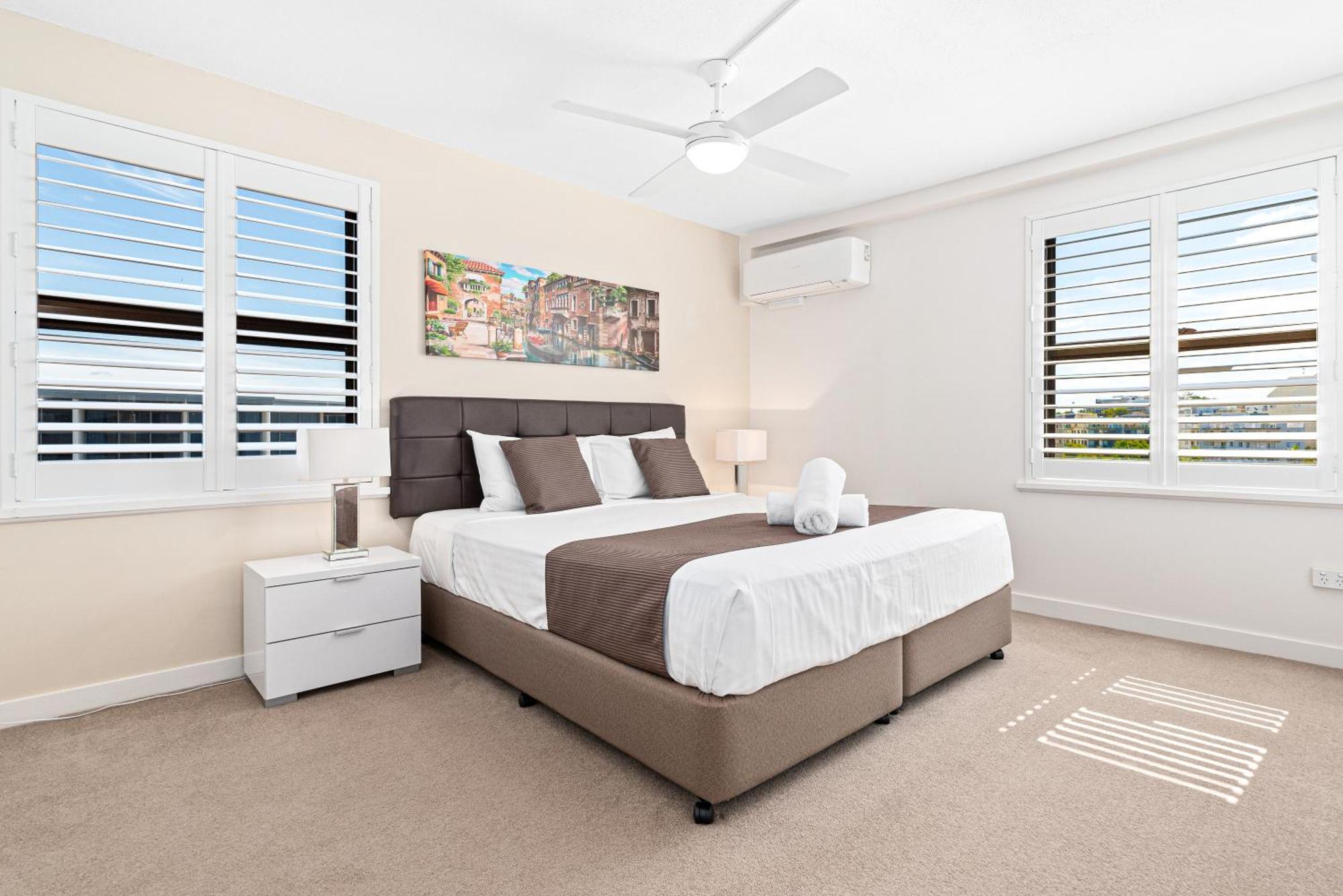 Windward 3*